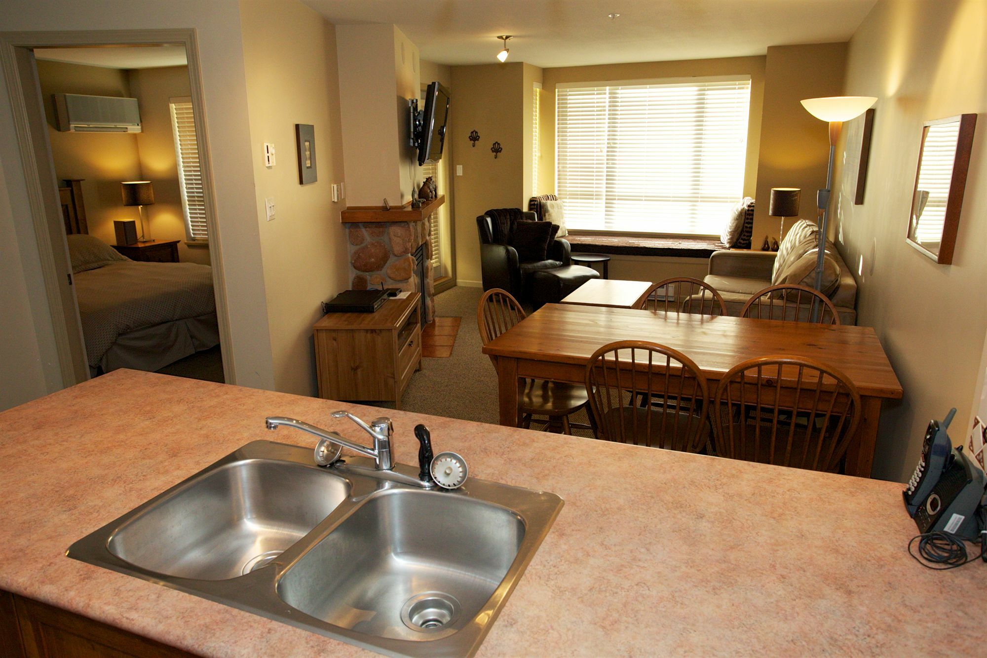 Town Plaza By Mountainview Accommodation Whistler Bagian luar foto